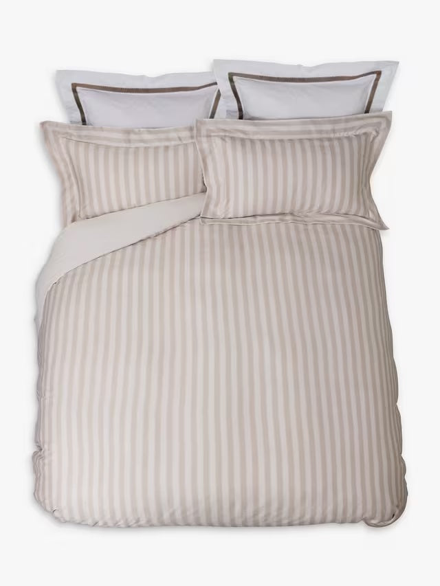 Sanderson x Giles Deacon Regency Aperigon Beige Duvet Cover Set - Double